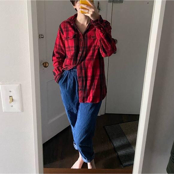 Red and black GAP Plaid - Picture 3 of 4